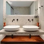 Ammolofos Luxury & 알리코비치