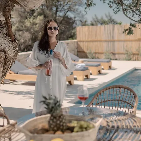 Ammolofos Luxury & Aliko Beach